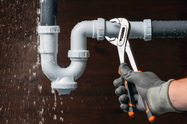 Professional Plumbing technician working in Kennard, TX